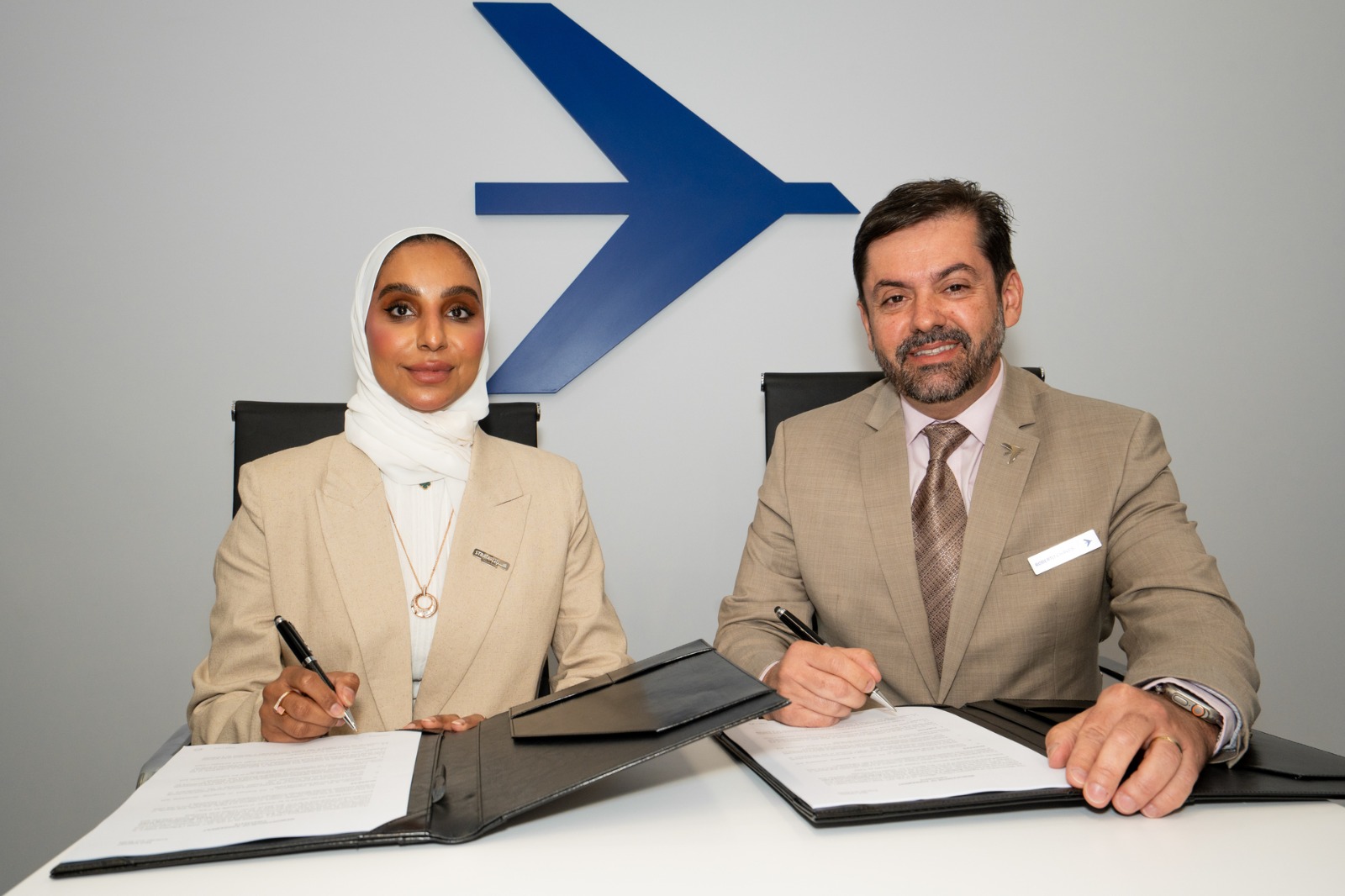 Embraer and Strata.jpeg