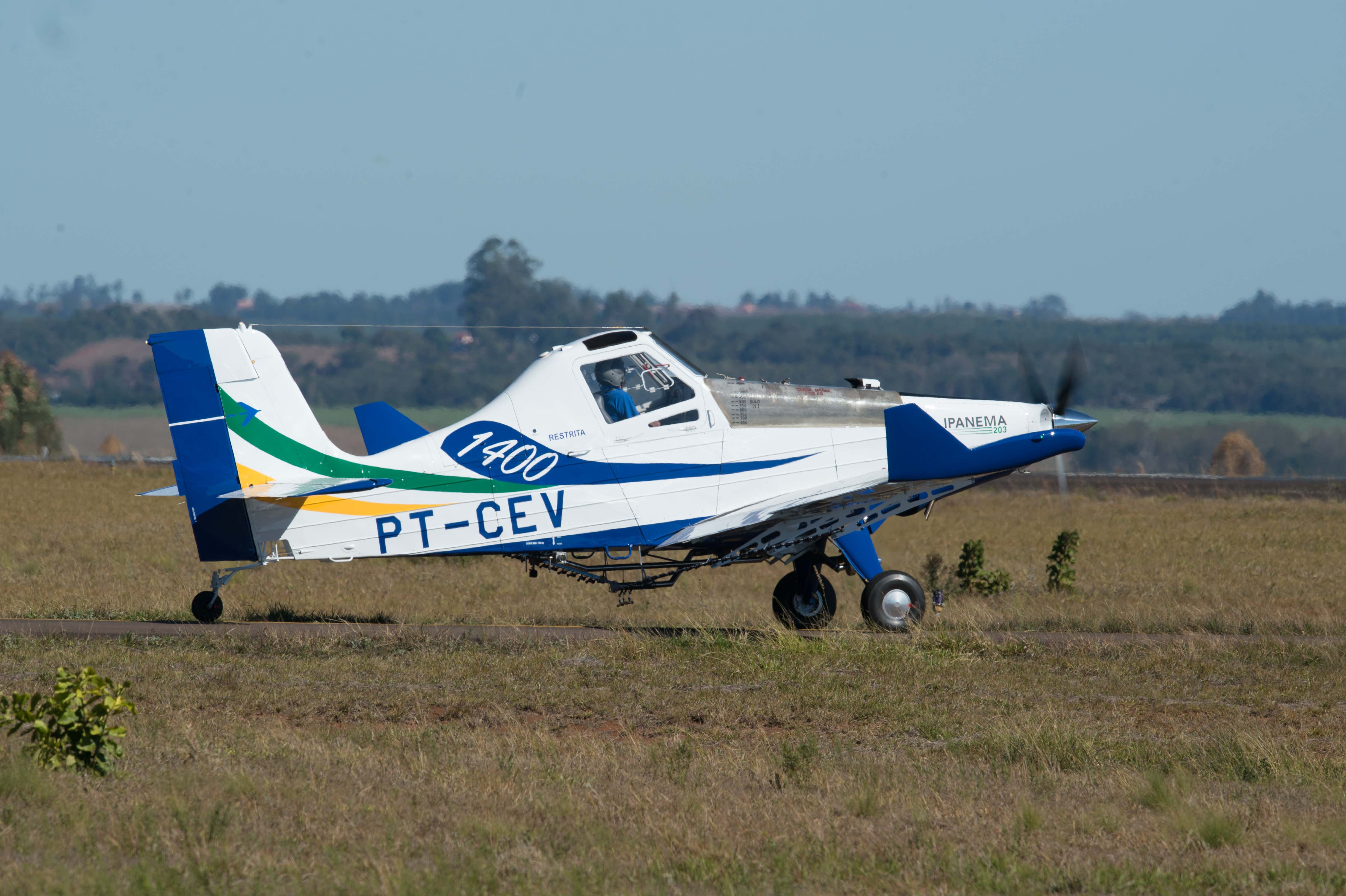 emb-200-grid-3.JPG