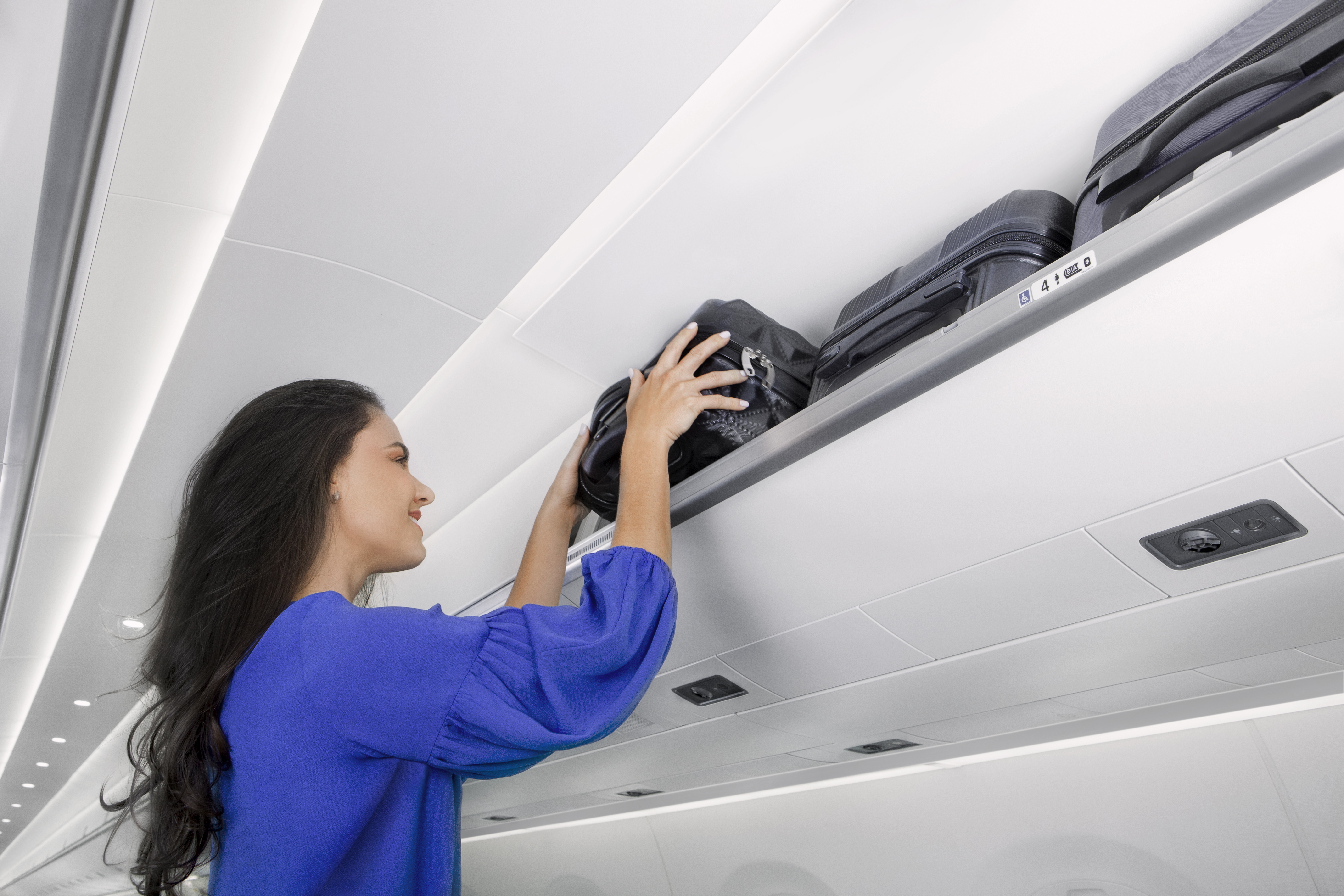 E195-E2-Azul-Interior-03.jpg