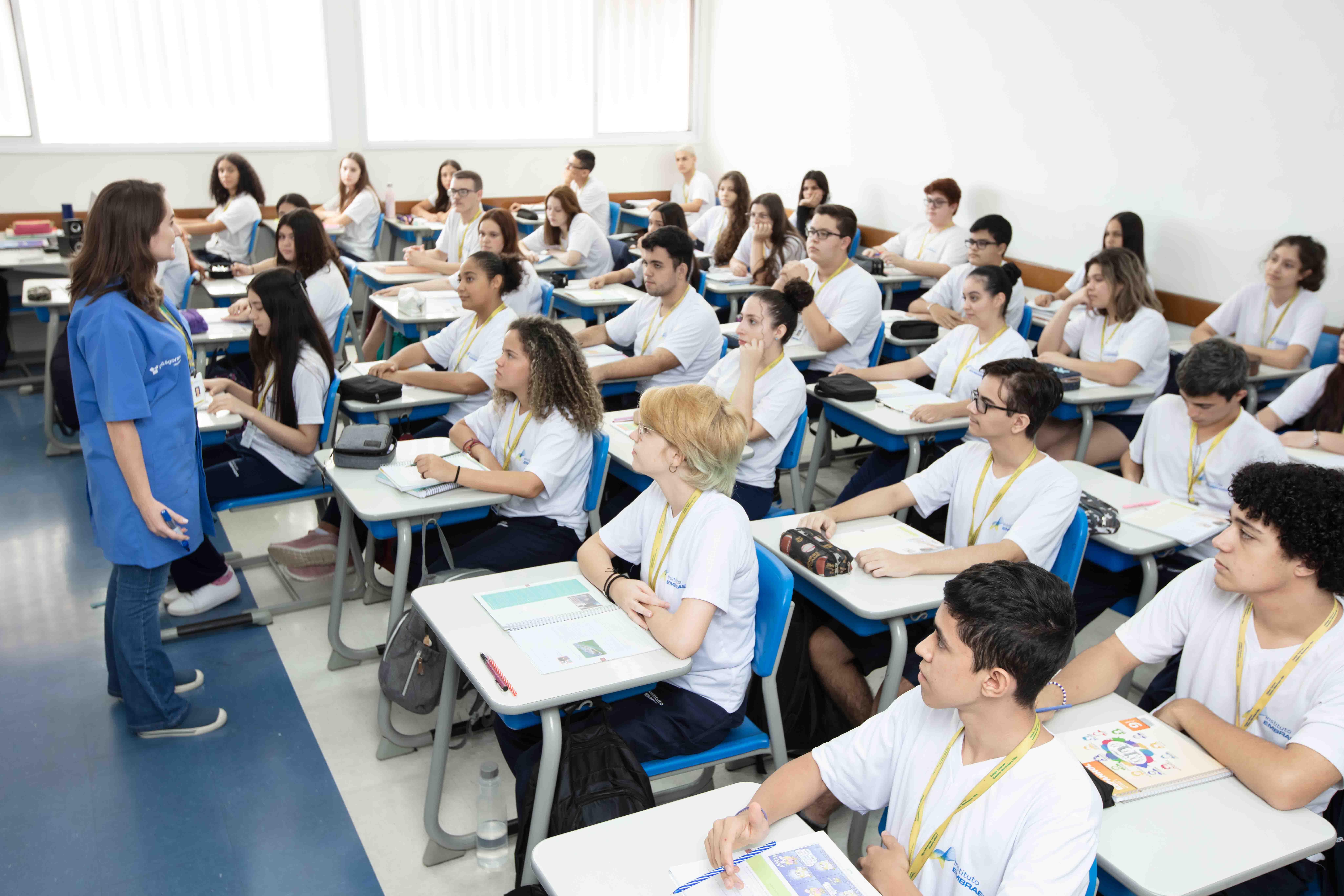 Saiba mais sobre os Colégios Embraer