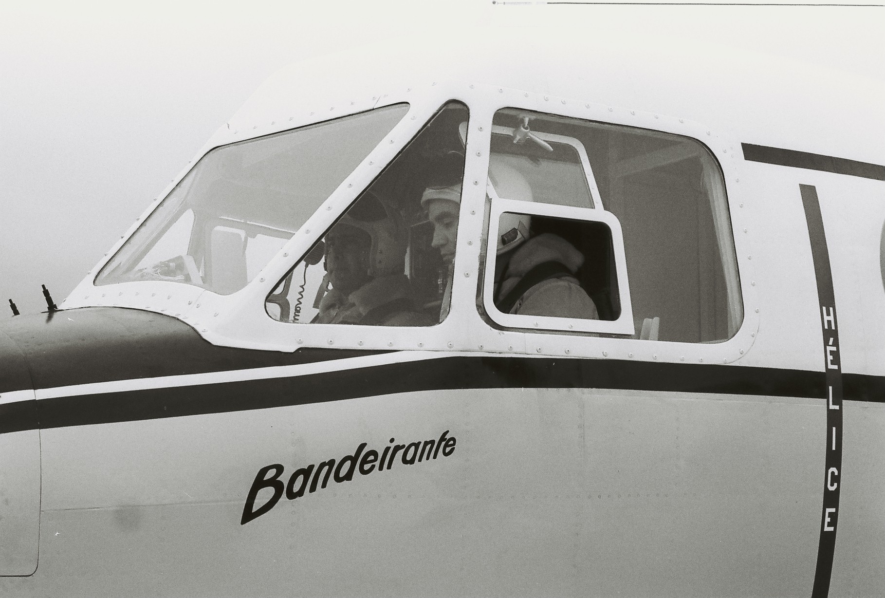 bandeirante-front.JPG