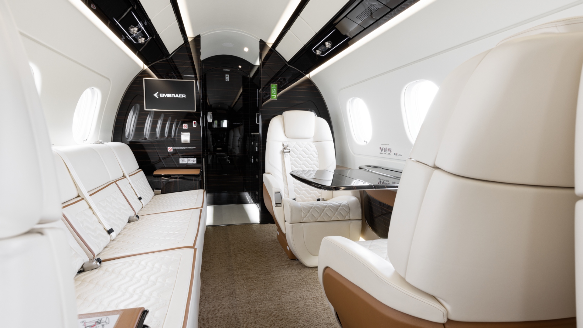 Embarier Embraer Executive Jets Photos
