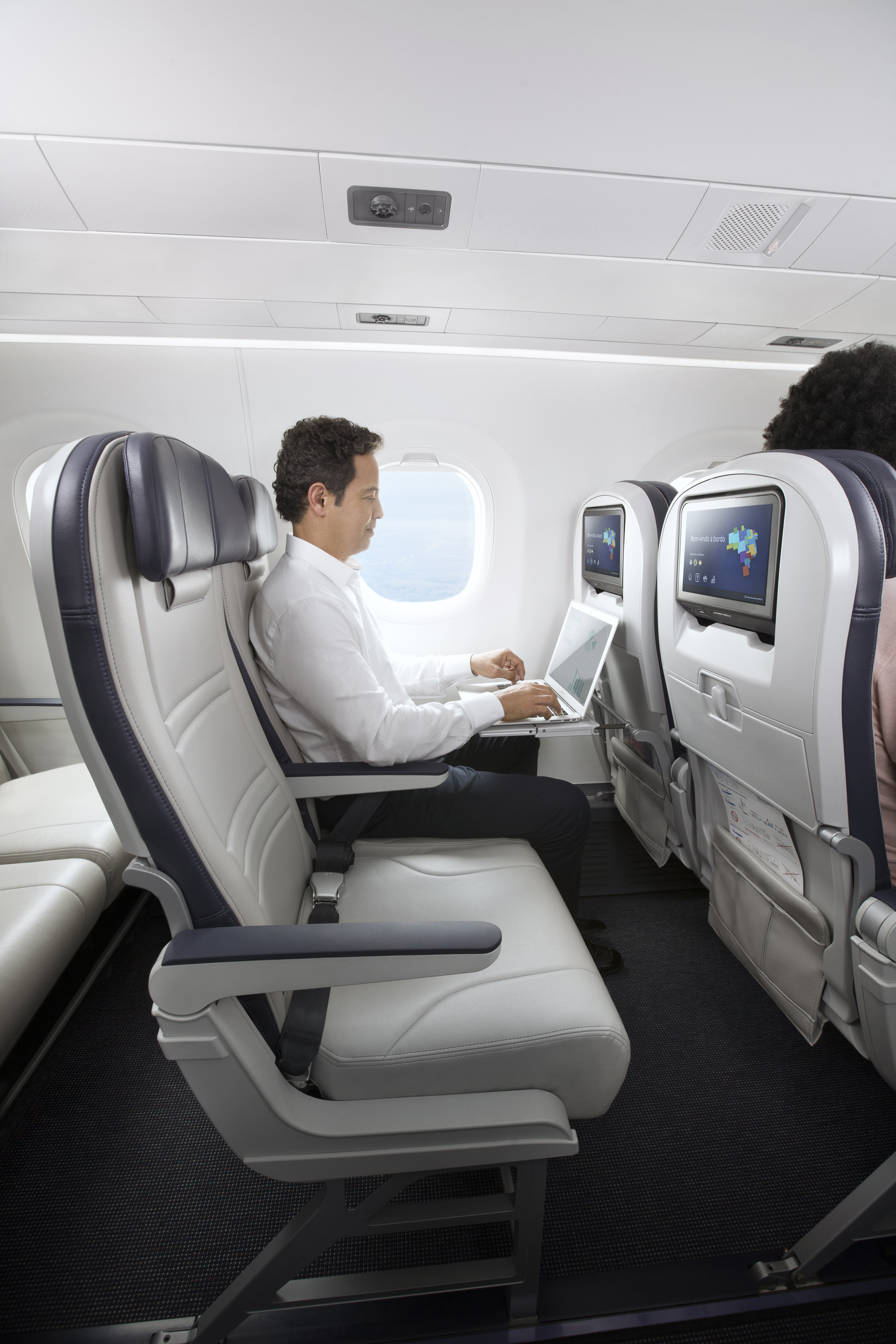 E195-E2-Azul-Interior-05.jpg (1)